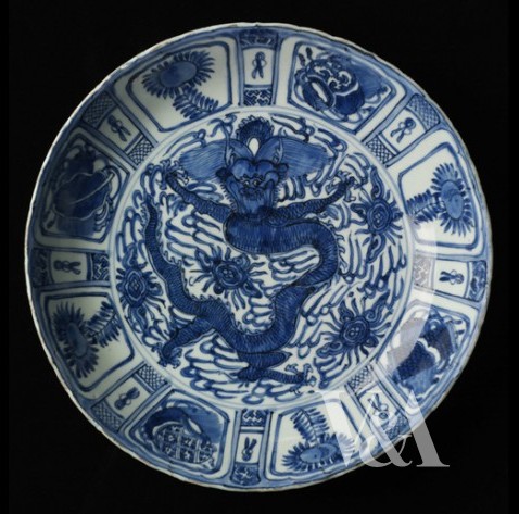 Passion-for-Porcelain 008-dragon plate