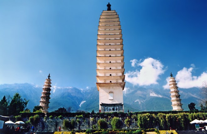 Dali-three-pagodas