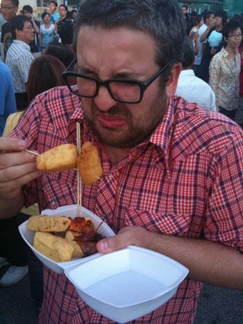 eating stinky tofu-3