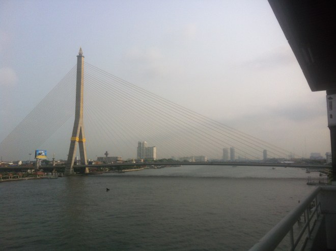 Rama VIII bridge