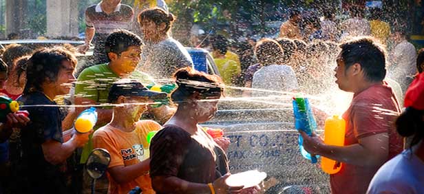 water-festival-in-thailand-4